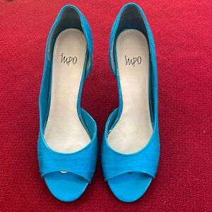 Women’s Shoes turquoise Sz 8 … As Is